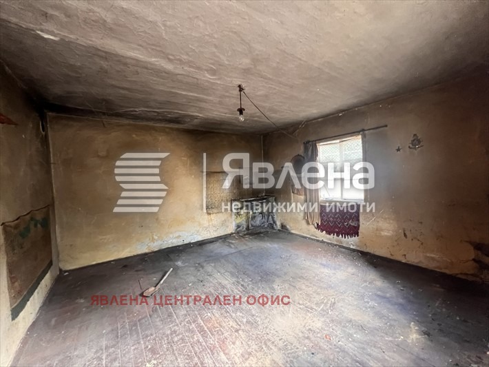 Продава КЪЩА, с. Шишковци, област Кюстендил, снимка 10 - Къщи - 53687028