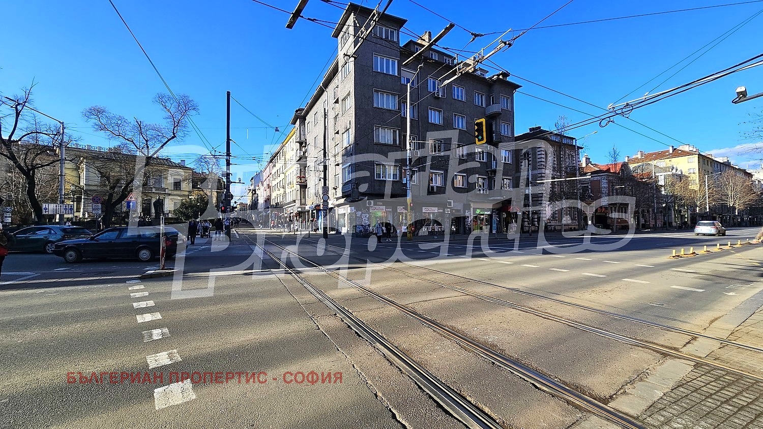 Продава 2-СТАЕН, гр. София, Център