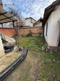 Продава КЪЩА, гр. Плевен, Широк център, снимка 2