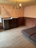 Продава КЪЩА, град Плевен, Широк център • 160000 € • 98975150 — Holmes.bg