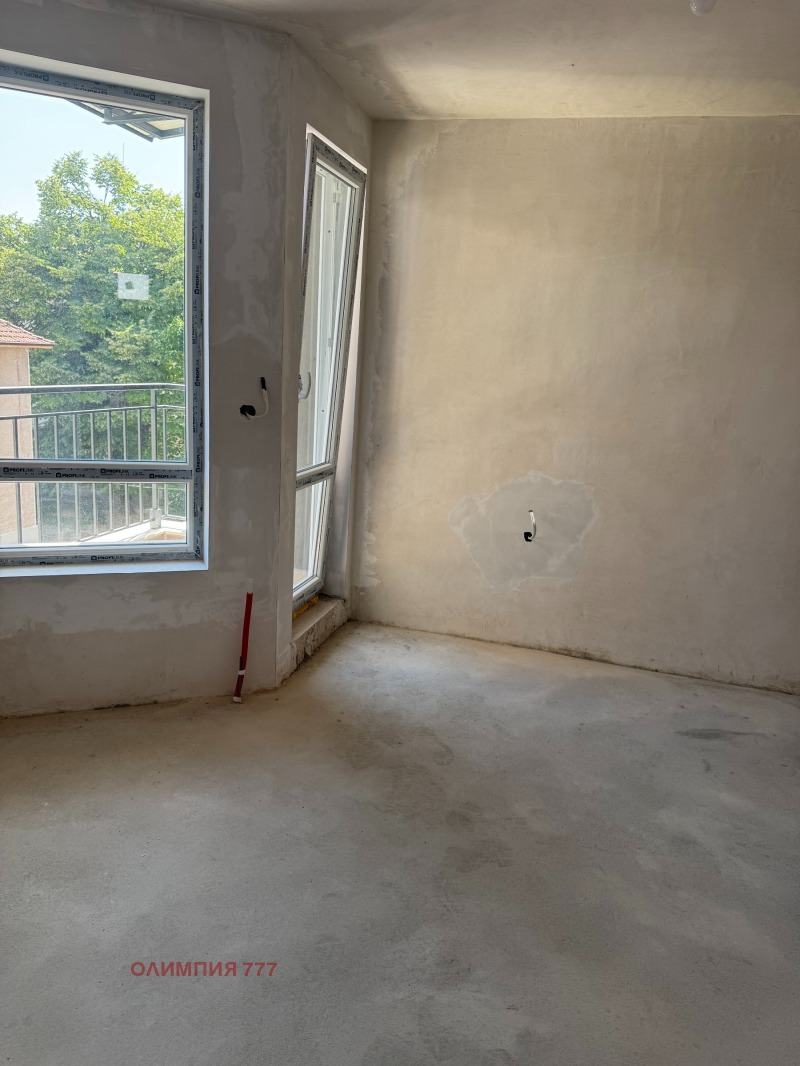 Na sprzedaż  1 sypialnia Plewen , Szirok centar , 60 mkw | 80328374 - obraz [6]