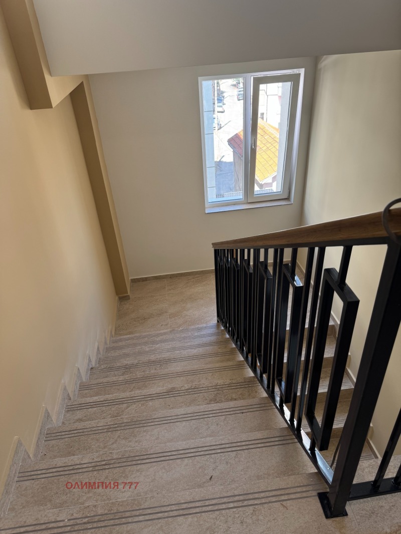 Na sprzedaż  1 sypialnia Plewen , Szirok centar , 60 mkw | 80328374 - obraz [5]