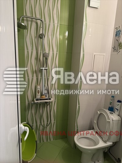 Продава  4-стаен град София , Надежда 2 , 130 кв.м | 76722204 - изображение [4]