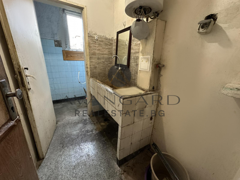 Till salu  3+ sovrum Plovdiv , Hristo Smirnenski , 120 kvm | 48023687 - bild [14]