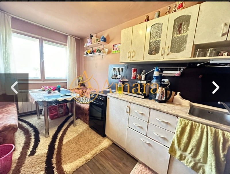 Продава КЪЩА, гр. Варна, Аспарухово, снимка 2 - Къщи - 47463049