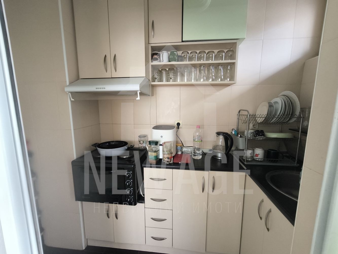 Продава 3-СТАЕН, гр. Варна, Зимно кино Тракия, снимка 2 - Апартаменти - 54278891
