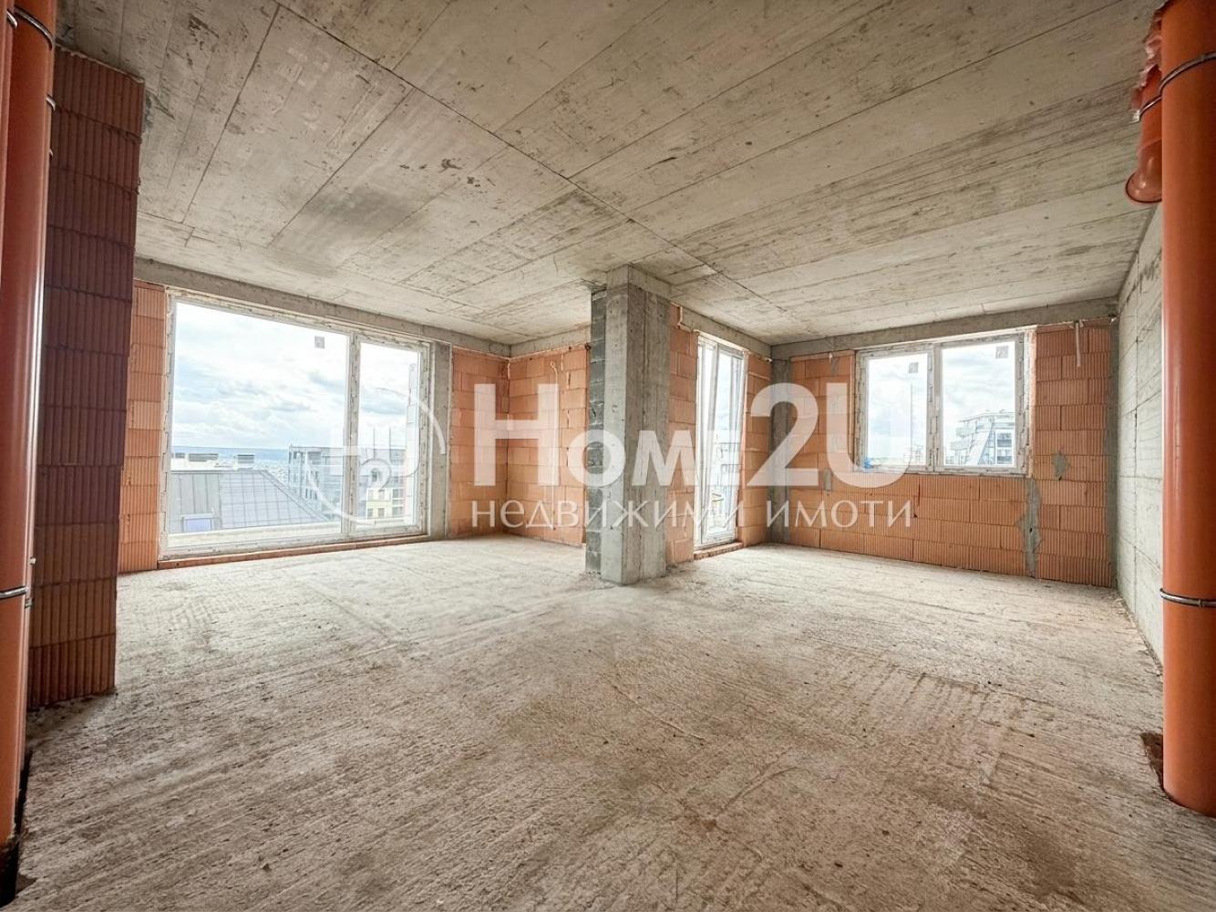 Продава 4-СТАЕН, гр. Варна, Левски 1