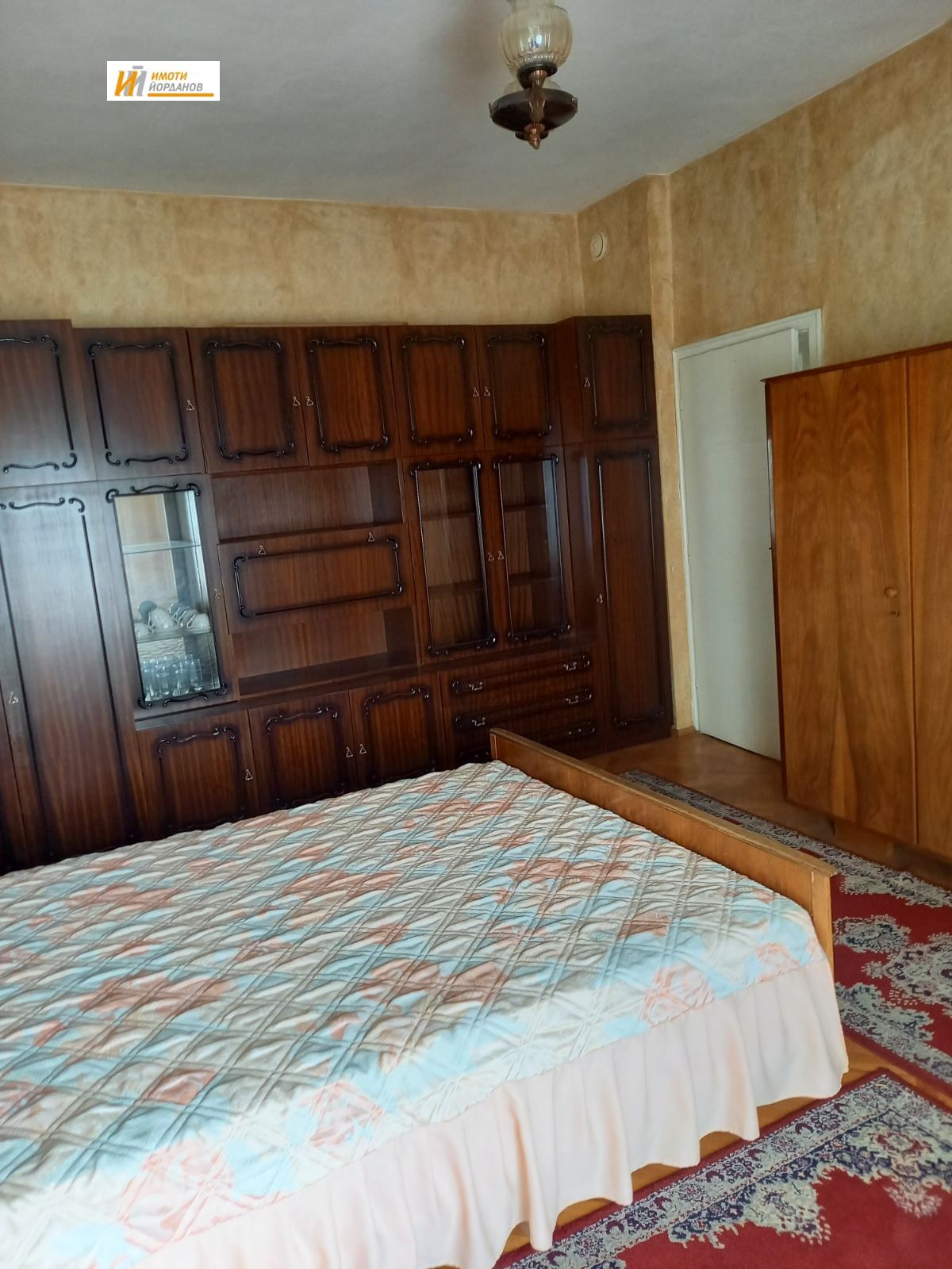 Продава ЕТАЖ ОТ КЪЩА, гр. Велико Търново, Център, снимка 4 - Етаж от къща - 54251803