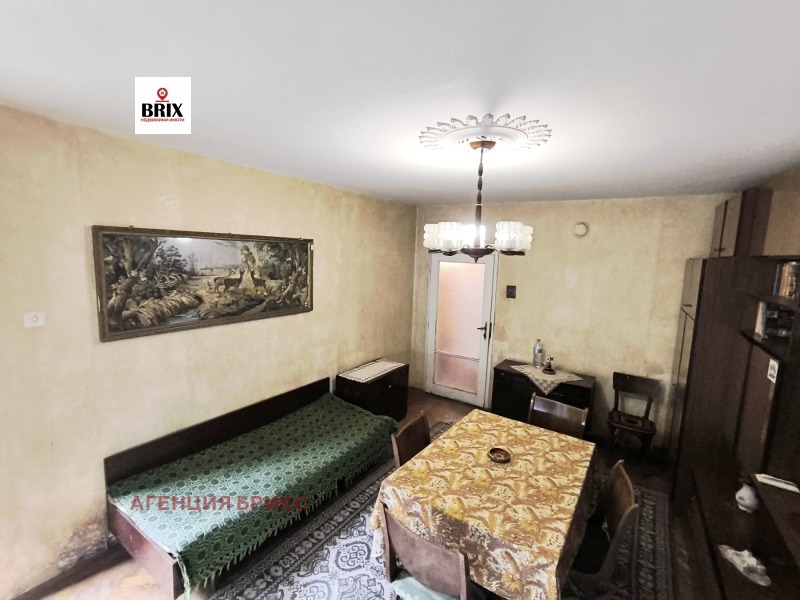 На продаж  2 спальні Русе , Широк център , 78 кв.м | 99540227
