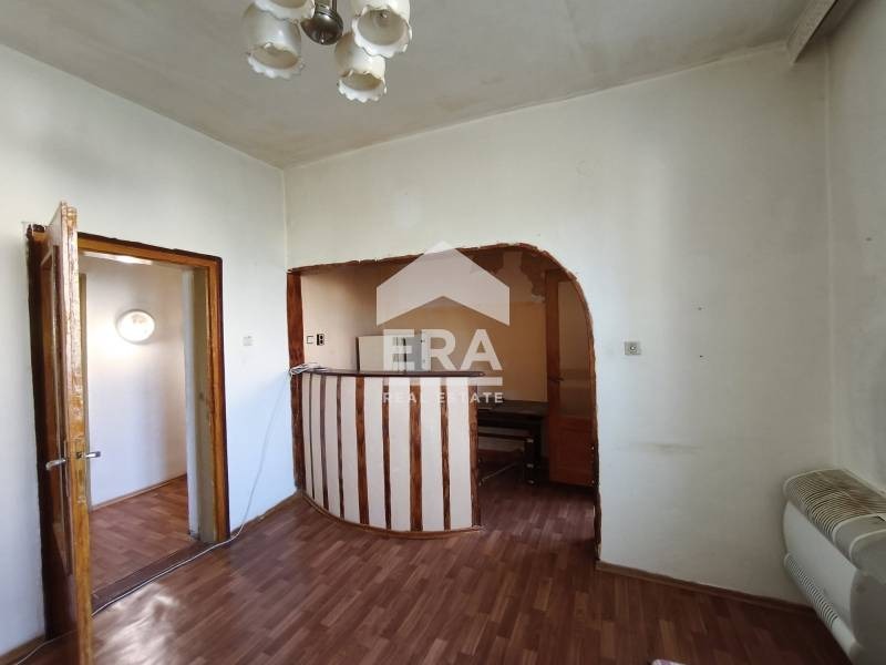 Продава 3-СТАЕН, гр. Ямбол, Център, снимка 4 - Апартаменти - 53536379