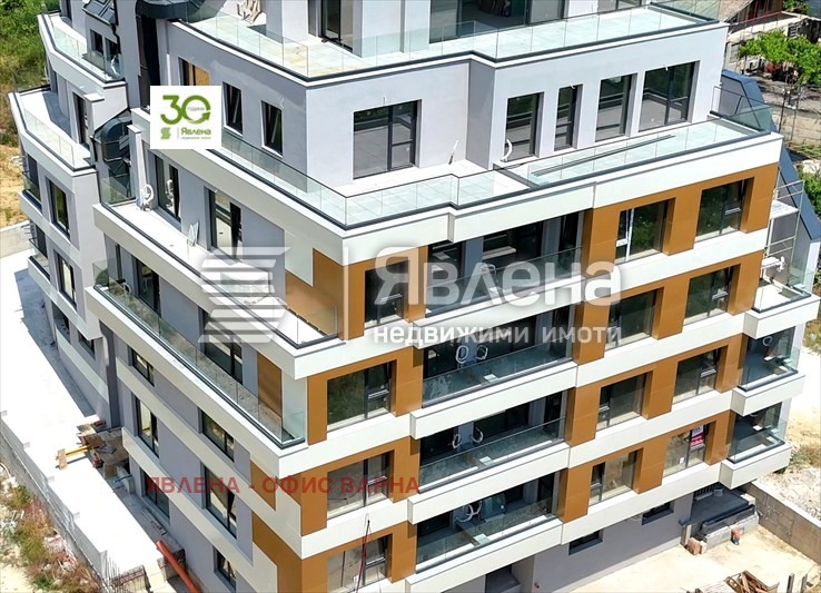 Продава 3-СТАЕН, гр. Варна, Левски 1