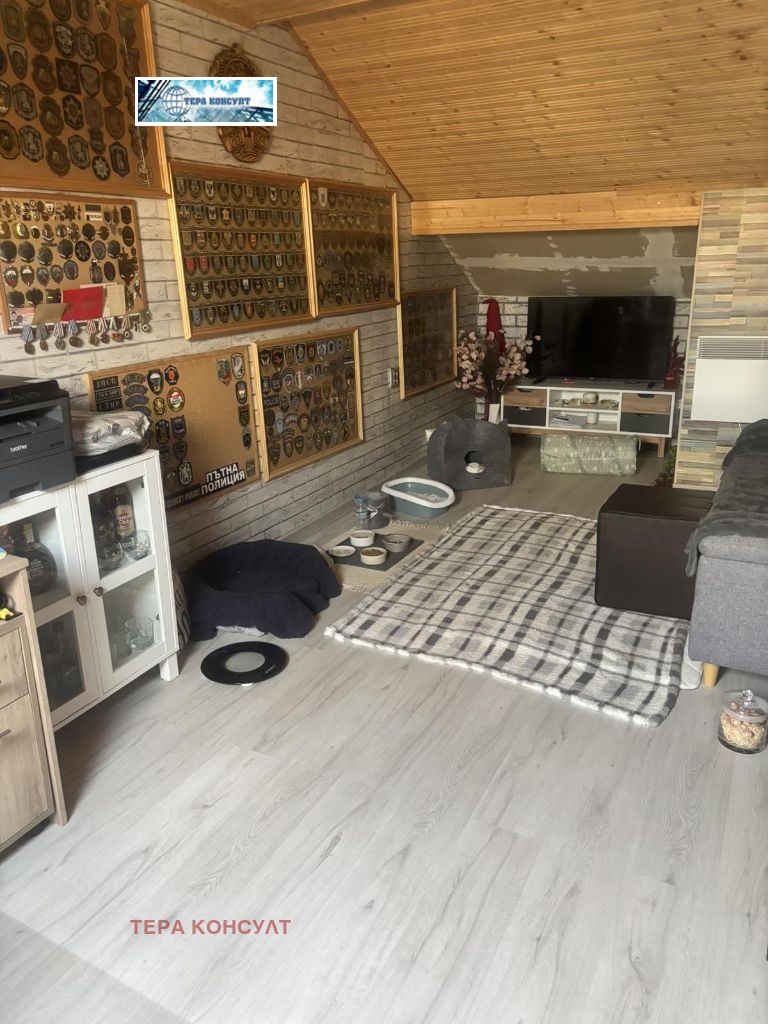 Продава ЕТАЖ ОТ КЪЩА, гр. Плевен, Сторгозия, снимка 10 - Етаж от къща - 55218736