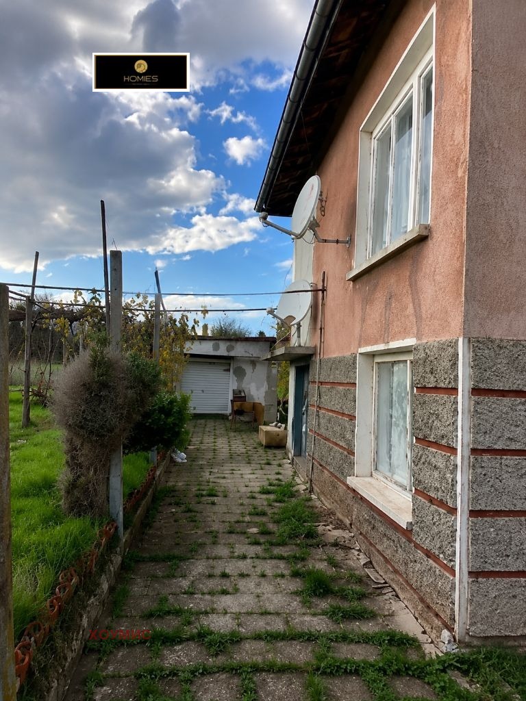 Продава ВИЛА, с. Козаревец, област Стара Загора, снимка 2 - Вили - 55086039