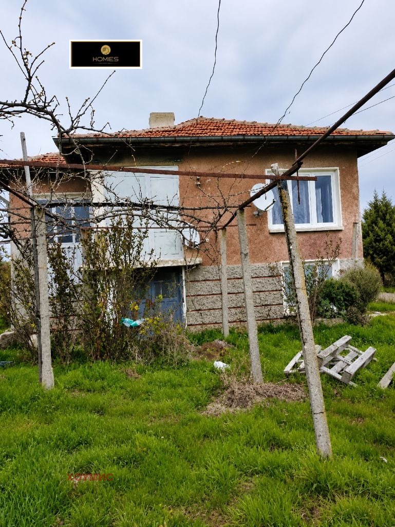Продава ВИЛА, с. Козаревец, област Стара Загора