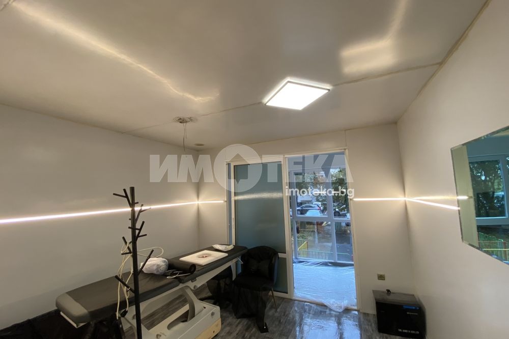 Продава ОФИС, гр. Варна, Център, снимка 7 - Офиси - 52038452