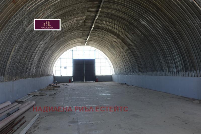 Продава ПРОМ. ПОМЕЩЕНИЕ | Imot.bg — изображение 6