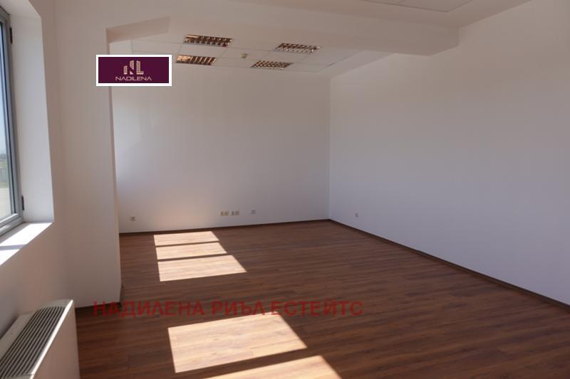 Продава ПРОМ. ПОМЕЩЕНИЕ | Imot.bg — изображение 8