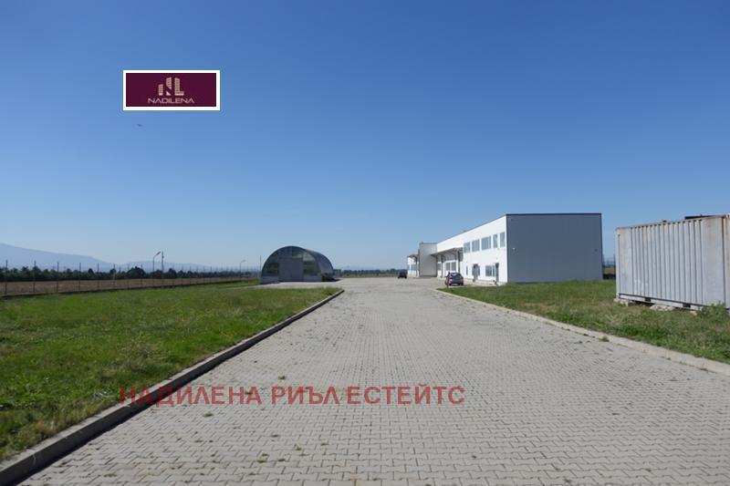 Продава ПРОМ. ПОМЕЩЕНИЕ | Imot.bg — изображение 1