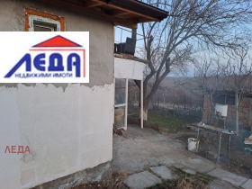 Casa m-t Orleto, Pleven 16