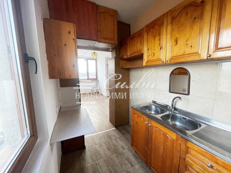 Продава 2-СТАЕН, гр. Шумен, Пазара, снимка 4 - Апартаменти - 52660298