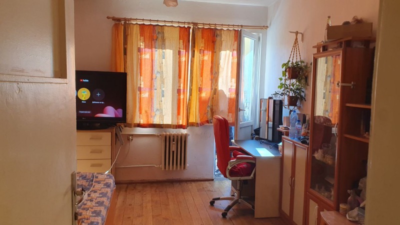 Продава  4-стаен град София , Яворов , 123 кв.м | 14230607 - изображение [2]