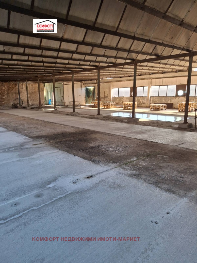 Продава ПРОМ. ПОМЕЩЕНИЕ, с. Горни Дъбник, област Плевен, снимка 2 - Производствени сгради - 52920550