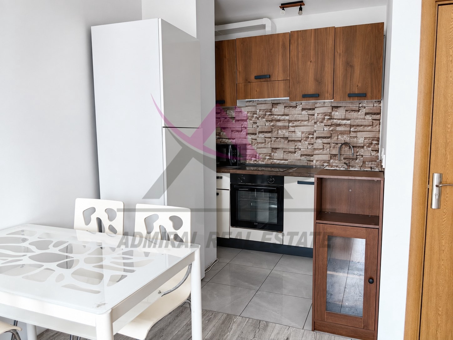 Продава 2-СТАЕН, гр. Варна, Възраждане 3