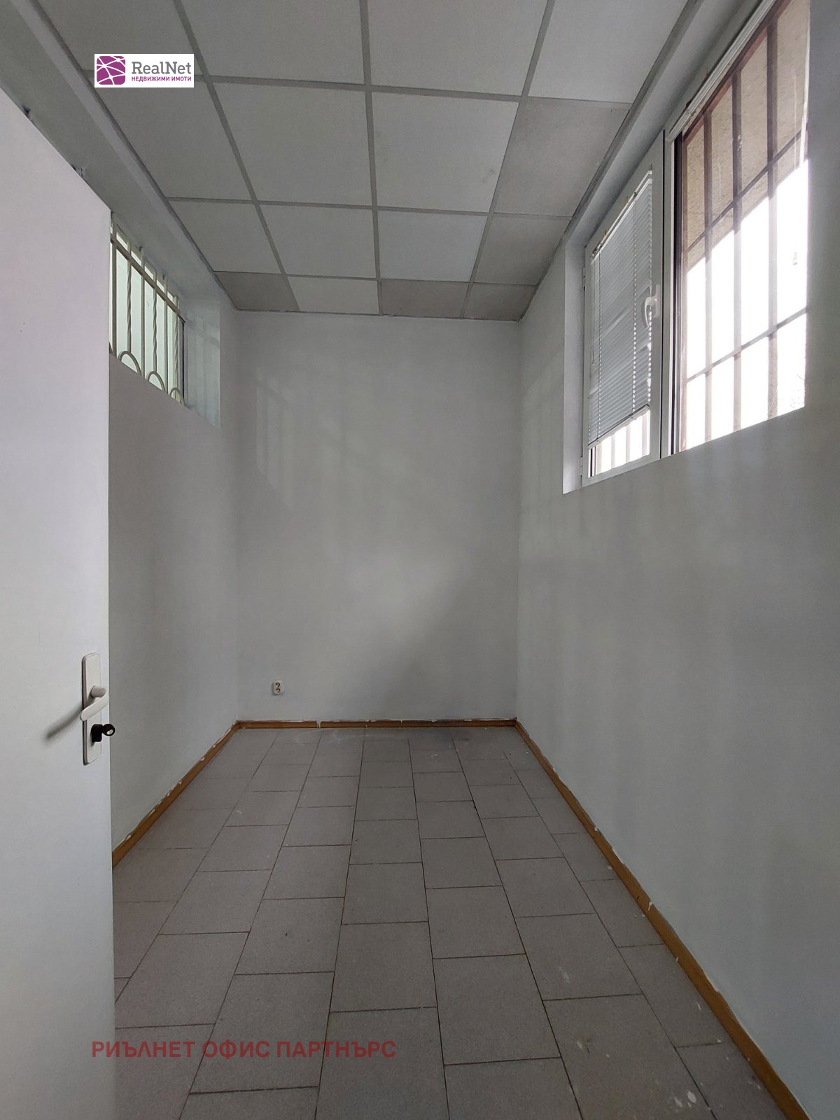 Продава МАГАЗИН, гр. София, Център, снимка 11 - Магазини - 55281552