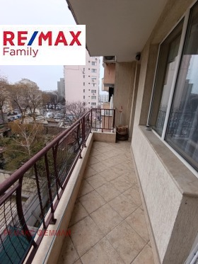 2 υπνοδωμάτια Γρανδ Μολ, Βαρνα