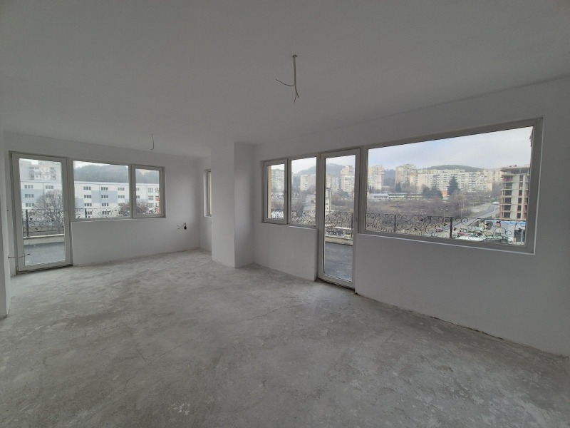 Продава 2-СТАЕН, гр. Стара Загора, Била, снимка 1 - Aпартаменти - 48710886