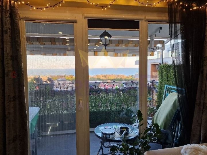 Продава 3-СТАЕН, гр. Варна, к.к. Св.Св. Константин и Елена, снимка 4 - Апартаменти - 53228972