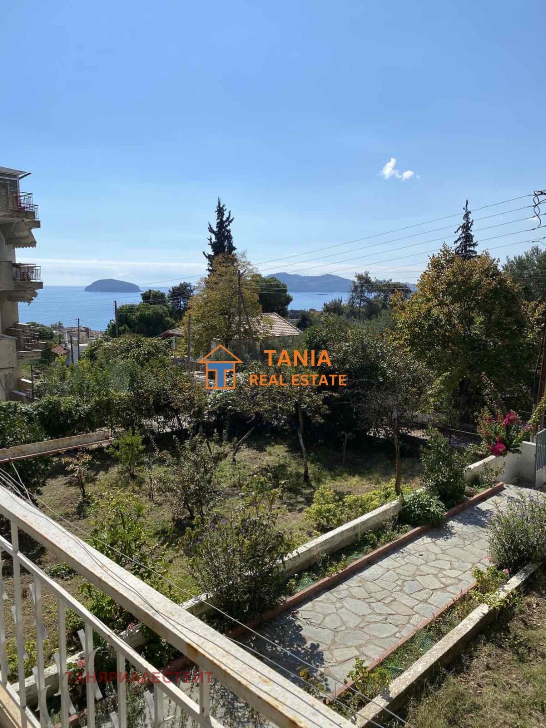 Продава 3-СТАЕН, Извън страната, област Извън страната