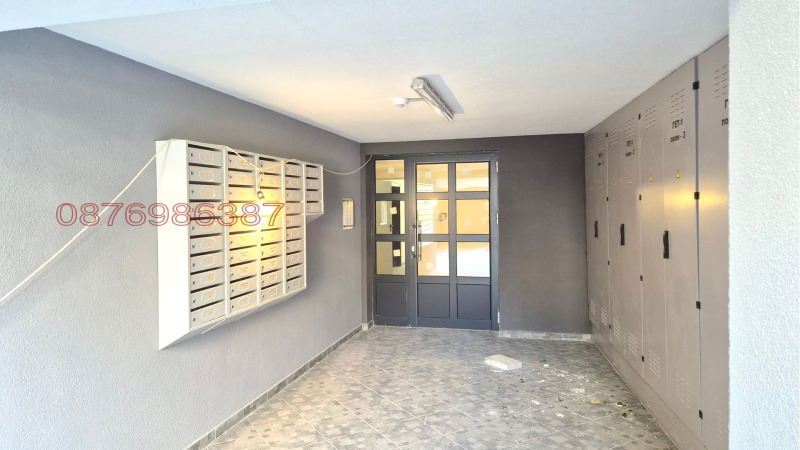 Продаја  3 спаваће собе Софија , Обориште , 143 м2 | 81109391 - слика [16]