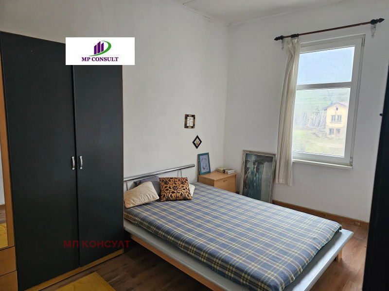 Продава КЪЩА, с. Дълбок дол, област Ловеч, снимка 9 - Къщи - 52866959