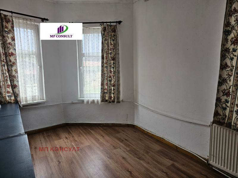 Продава КЪЩА, с. Дълбок дол, област Ловеч, снимка 8 - Къщи - 52866959