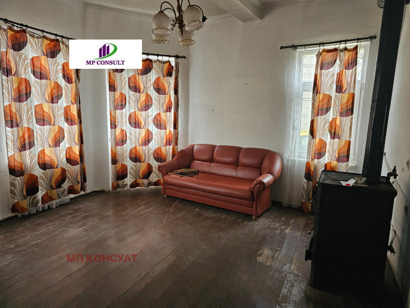 Продава КЪЩА, с. Дълбок дол, област Ловеч