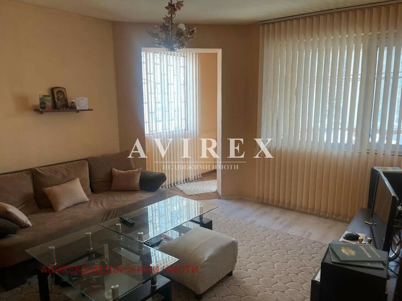 Продава 4-СТАЕН, гр. Пловдив, Каменица 1