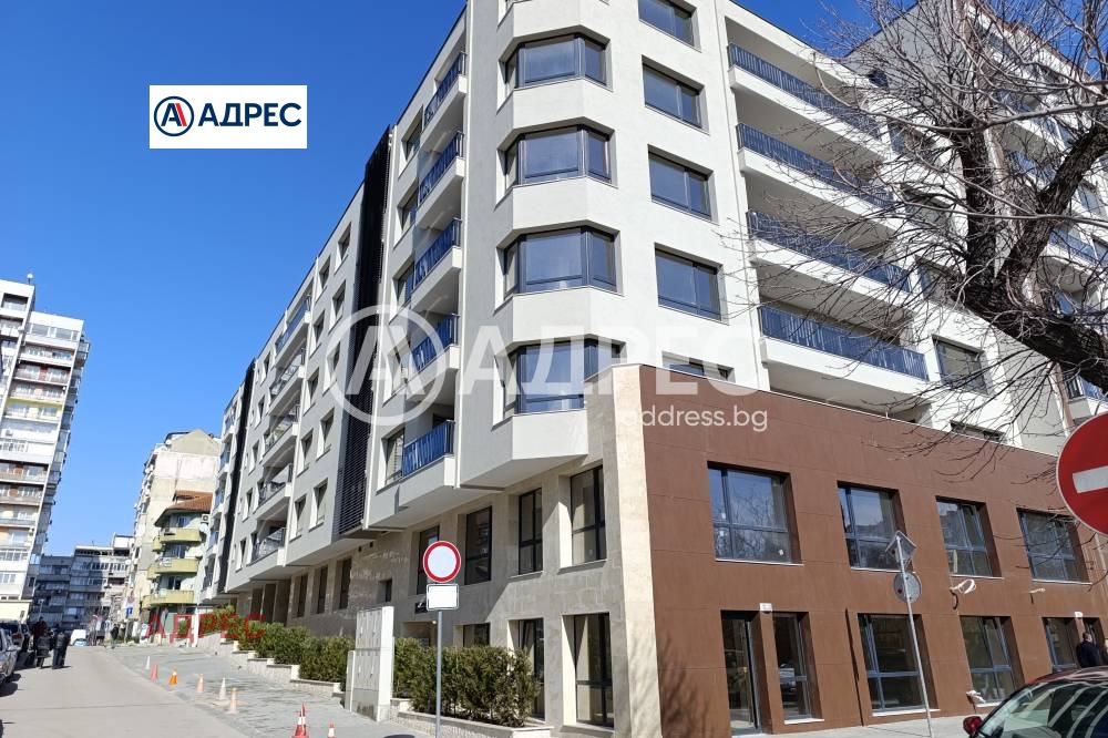 Продава ОФИС, гр. Варна, Централна поща