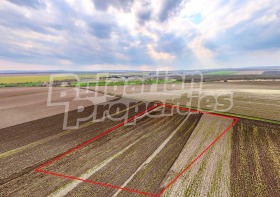 ПАРЦЕЛ, 9 737 m2