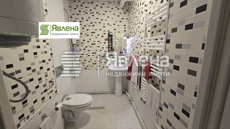 Продава 3-СТАЕН, гр. Радомир, област Перник, снимка 10 - Aпартаменти - 49380390