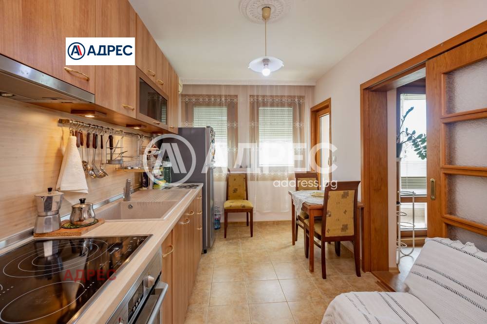 Продава МНОГОСТАЕН, гр. Варна, Спортна зала