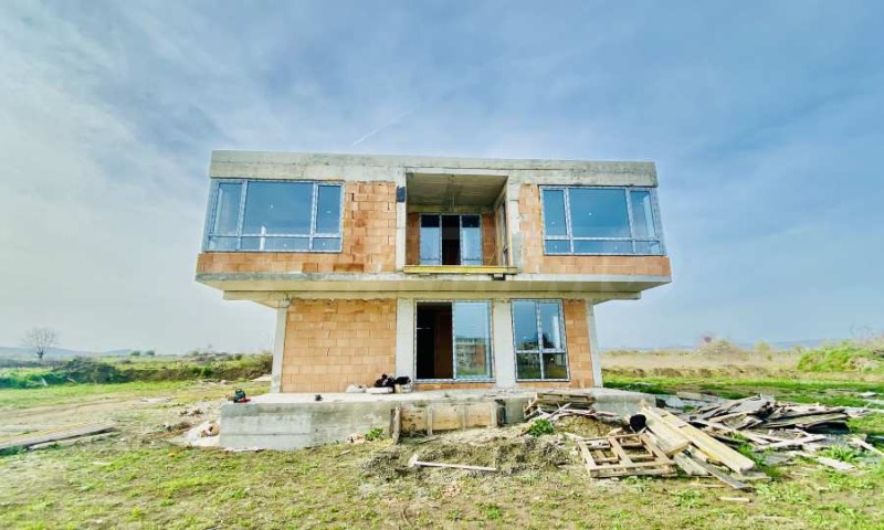 Продава КЪЩА в област Бургас, с. Равда - 129 кв.м / 193 500 € » 378 453.11 лв., СУПРИММО - БУРГАС