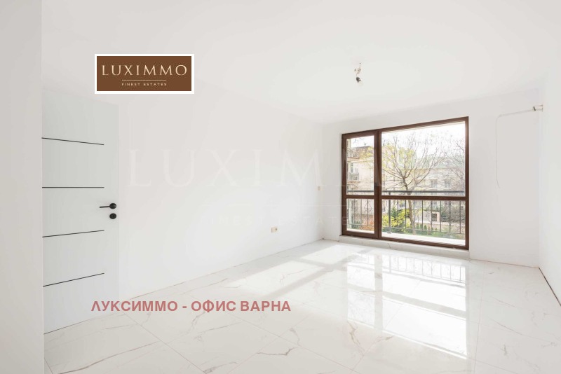 Продава 2-СТАЕН, гр. Варна, к.к. Св.Св. Константин и Елена, снимка 2 - Апартаменти - 52483029