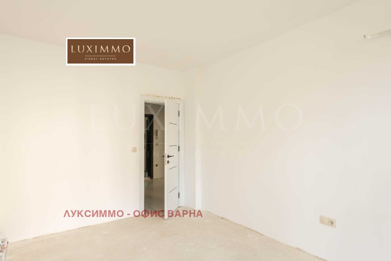 Продава 3-СТАЕН, гр. Варна, к.к. Св.Св. Константин и Елена, снимка 9 - Апартаменти - 52483049