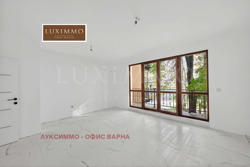 Продава 3-СТАЕН, гр. Варна, к.к. Св.Св. Константин и Елена, снимка 3 - Апартаменти - 52483049