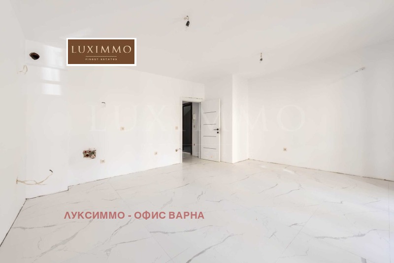 Продава 3-СТАЕН, гр. Варна, к.к. Св.Св. Константин и Елена, снимка 5 - Апартаменти - 52483049