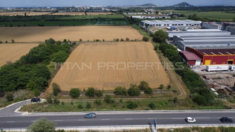 À venda  Trama Plovdiv , Industrialna zona - Sever , 11000 m² | 47303365