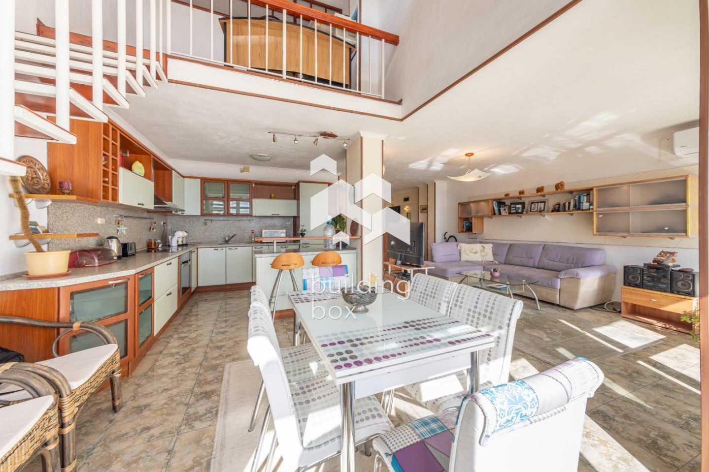 Продава МЕЗОНЕТ, гр. Варна, Бриз, снимка 2 - Апартаменти - 56725377