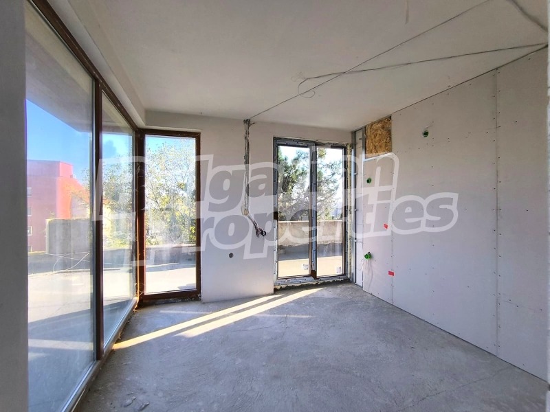 Продава 2-СТАЕН в област Бургас, к.к. Слънчев бряг - 95 кв.м / 89 000 € » 174 068.87 лв., БЪЛГЕРИАН ПРОПЕРТИС