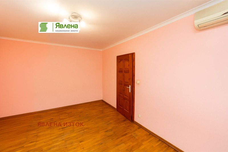 Продаја  2 спаваће собе Софија , Гео Милев , 112 м2 | 58207043 - слика [8]